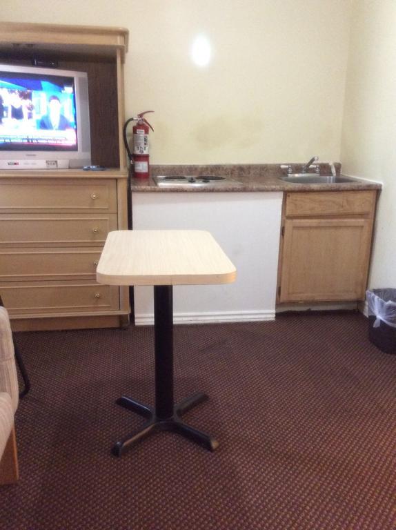 Palace Inn Motel Sarnia Εξωτερικό φωτογραφία
