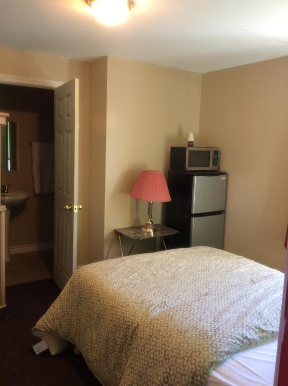Palace Inn Motel Sarnia Εξωτερικό φωτογραφία