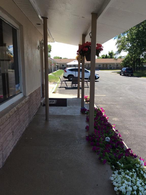 Palace Inn Motel Sarnia Εξωτερικό φωτογραφία