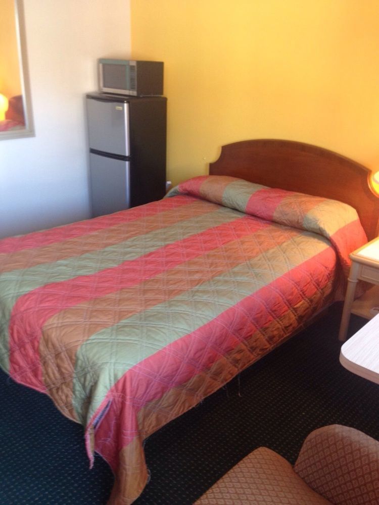 Palace Inn Motel Sarnia Εξωτερικό φωτογραφία